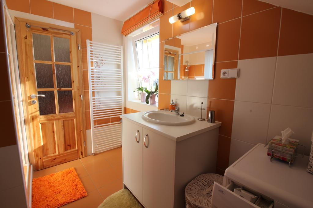 Orange Loft Apartment Kajov Exterior photo